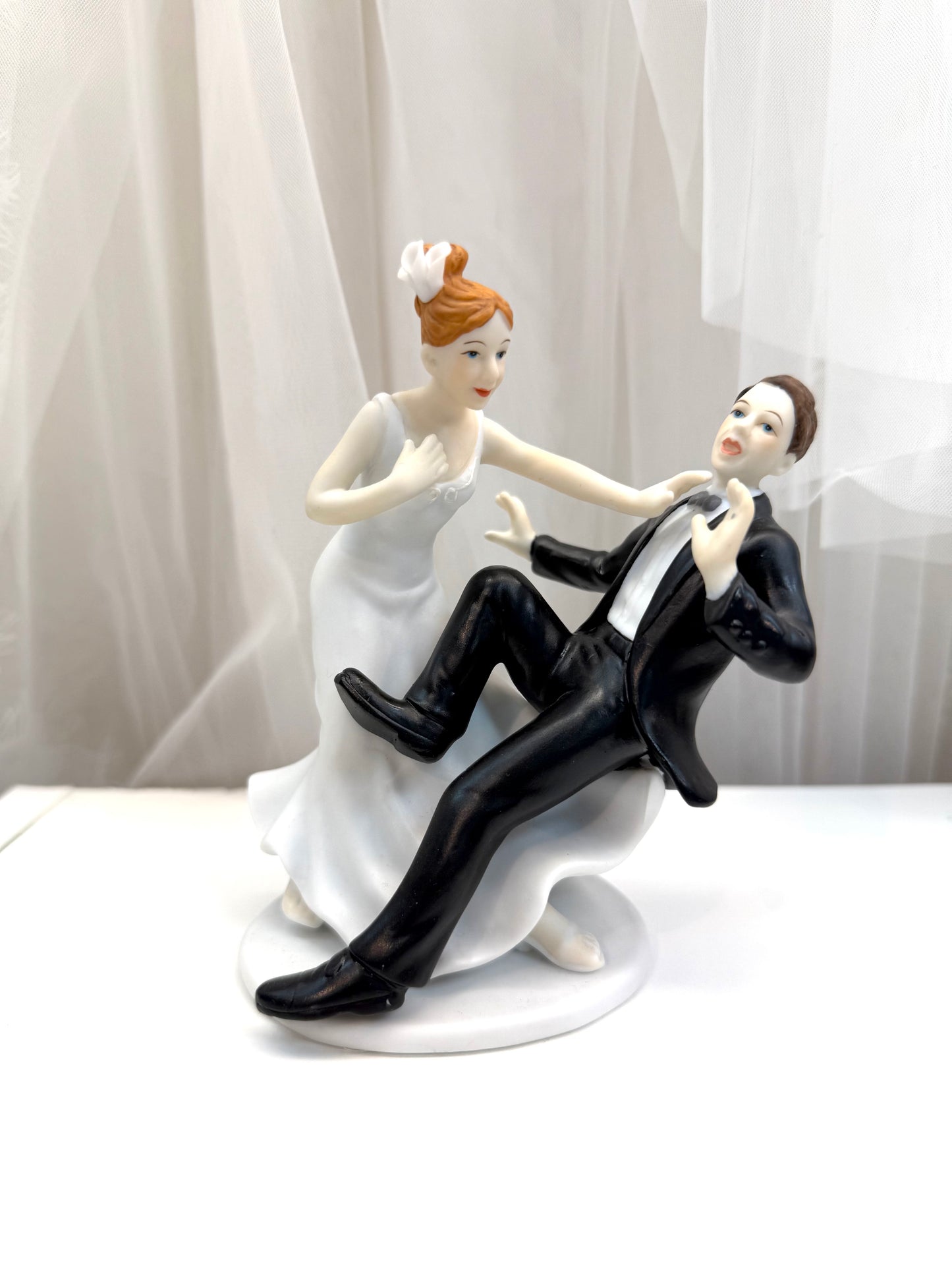 Sommet de gâteau en Porcelaine