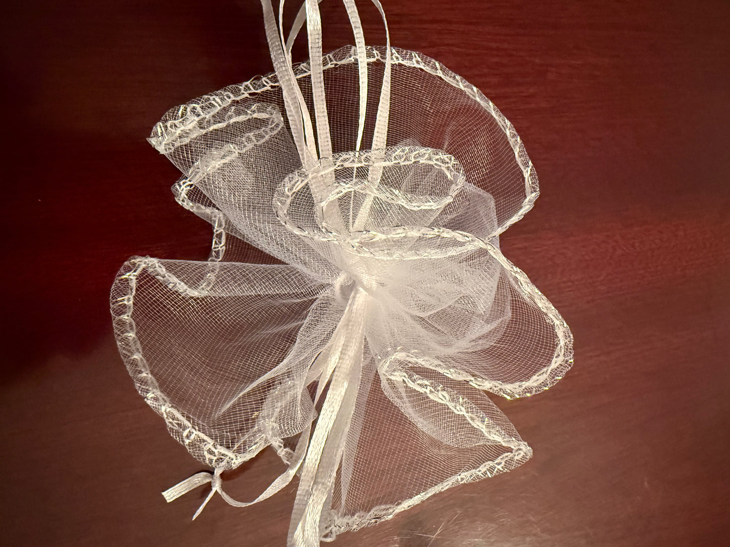 Boîte découpe coeur blanche