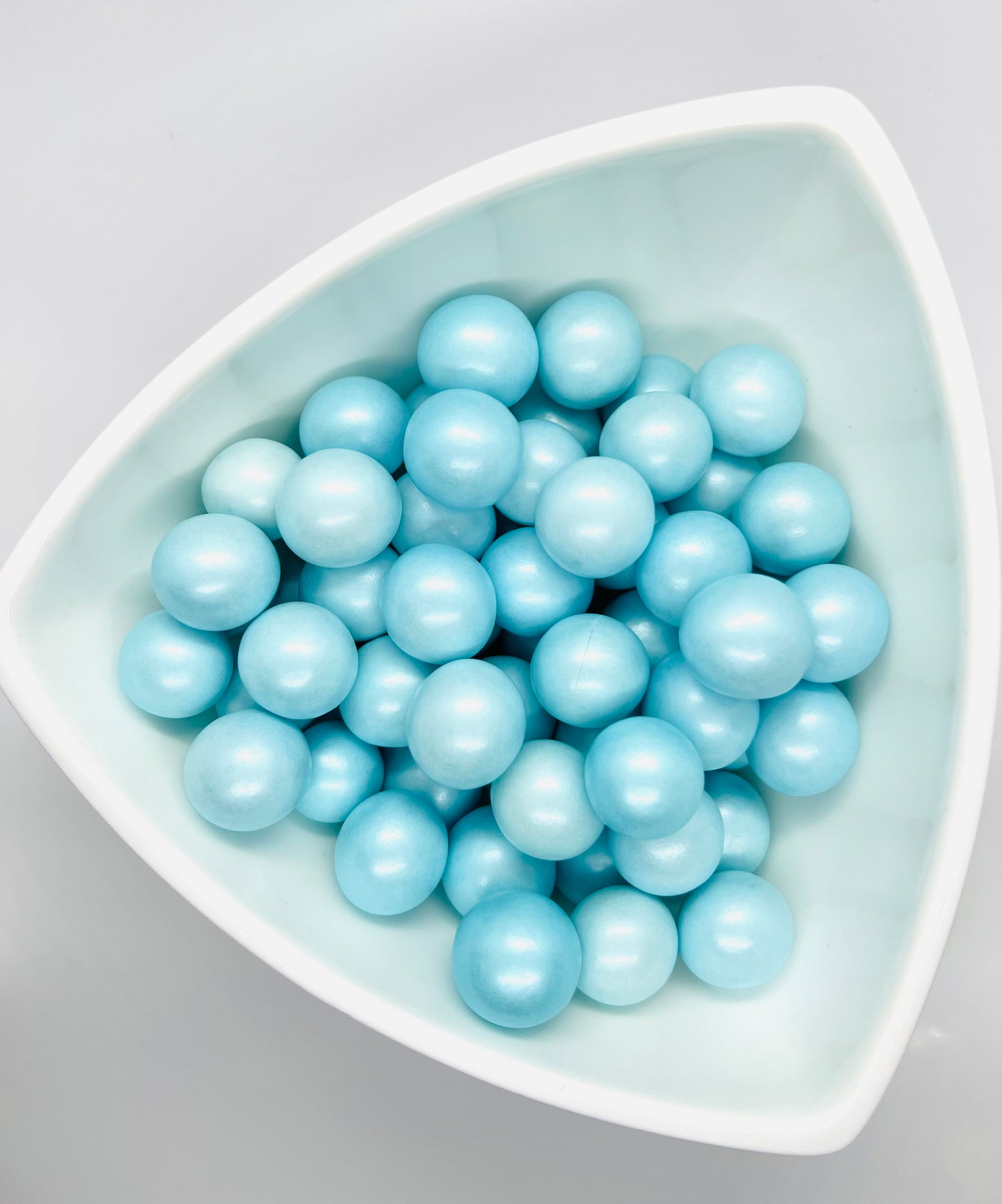 Baby Blue Pearlescent Crispy Chocolate 250g